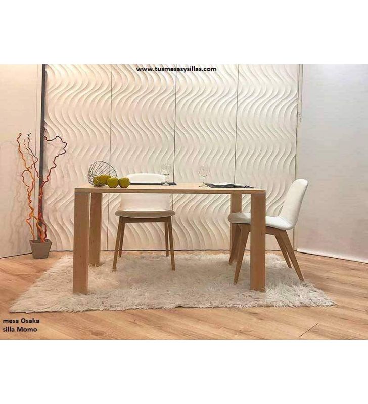 Silla Momo tapizada y patas madera roble o haya Silla Momo tapizada y patas madera roble o haya