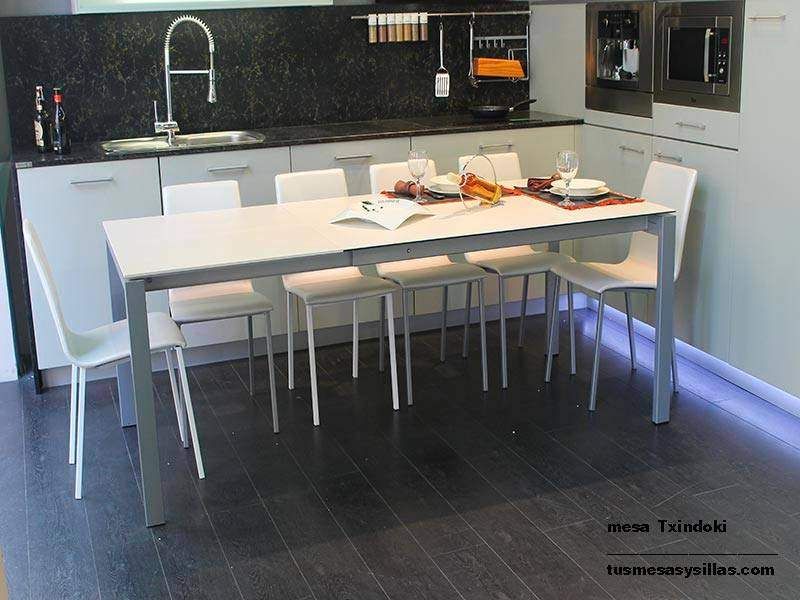Mesa de cocina o comedor extensible en medida de 130x90 cm, cristal
