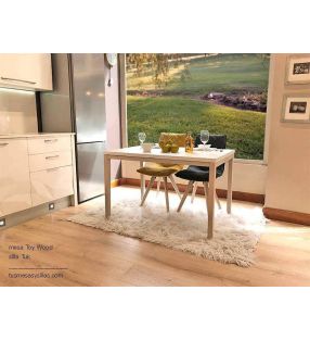 Mesa extensible Toy Wood de Cancio Vetas, estilo nórdico
