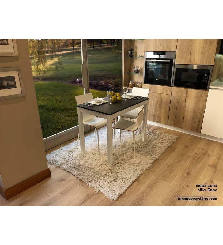Table Luna avec encier en porcelaine