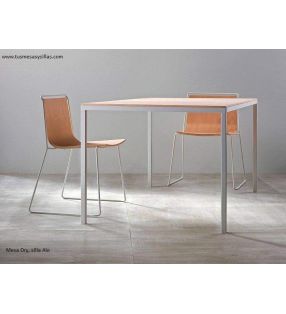 mesa-pequeña-fija-barata