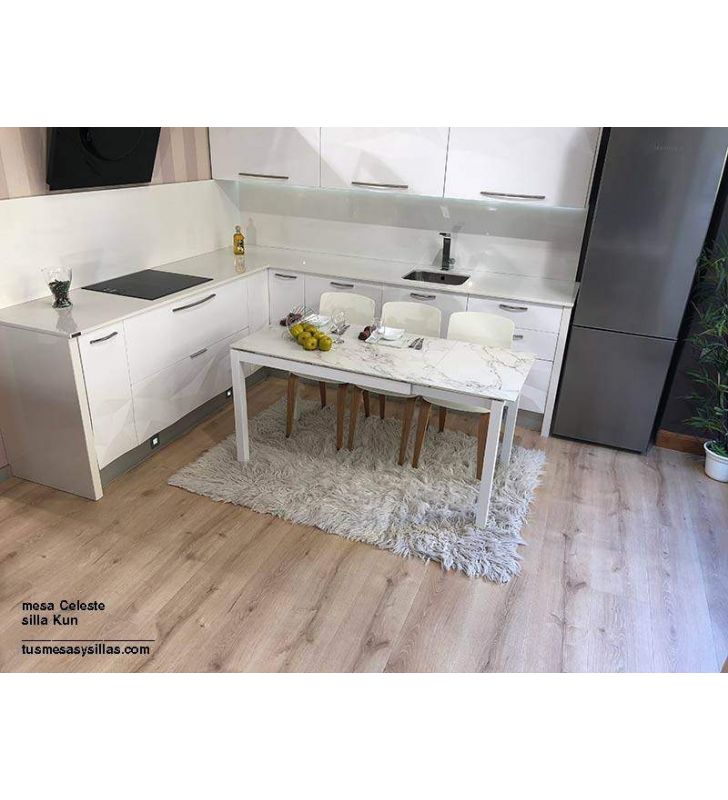 Table Celeste avec plan de travail et extensible à Dekton