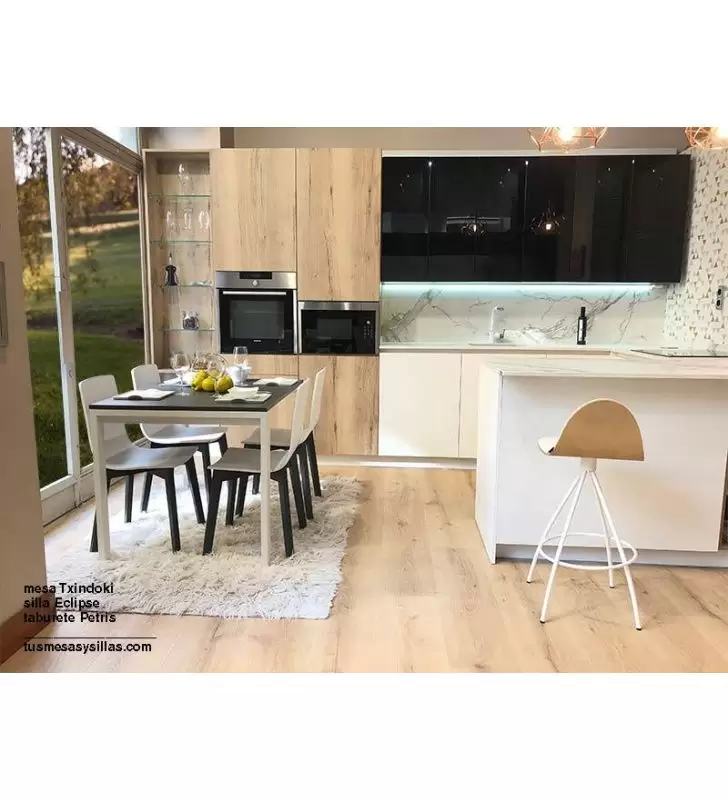 Mesa cocina extensible Txindoki 110x60 cm de diseño moderno