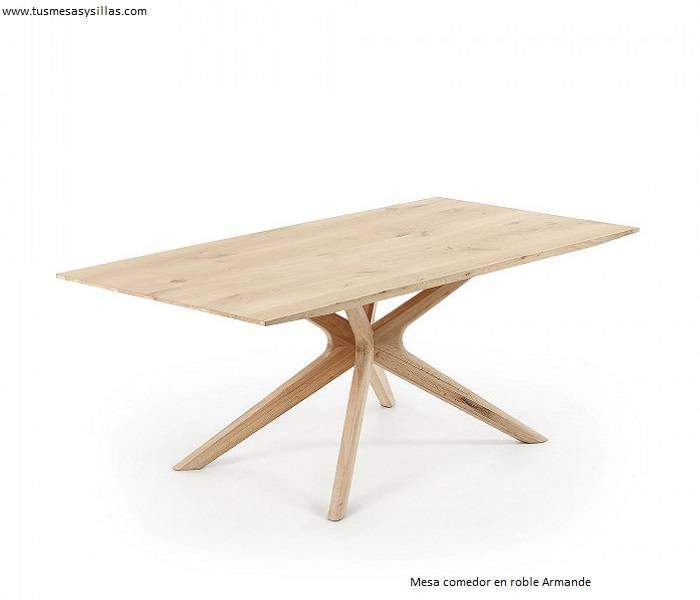 tables-à-manger-pieds-croisés