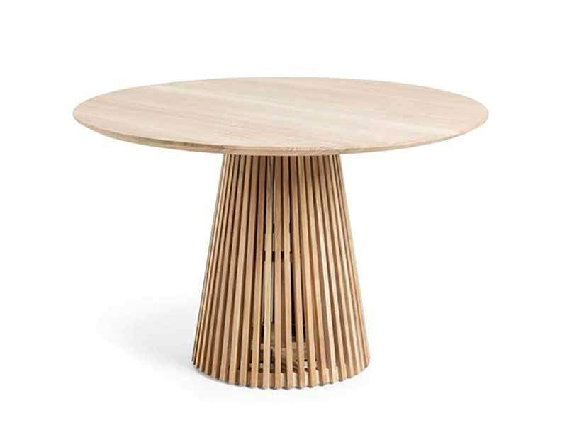 Mesa-redonda-exterior-Irune