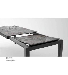 Barra-cocina-Kerala-dekton