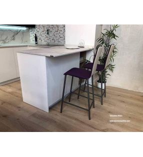 Taburete-alto-respaldo-alto