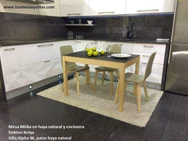 Mesa extensible de diseño moderno con patas de madera de roble o haya
