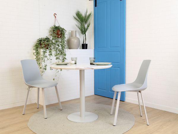 Tables fixes de cuisine ou salle à manger