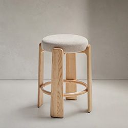 Beige y patas natural